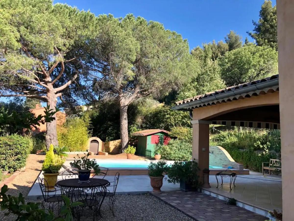 Agreable Chambre D'Hotes Avec Piscine Bed & Breakfast Le Beausset Eksteriør bilde